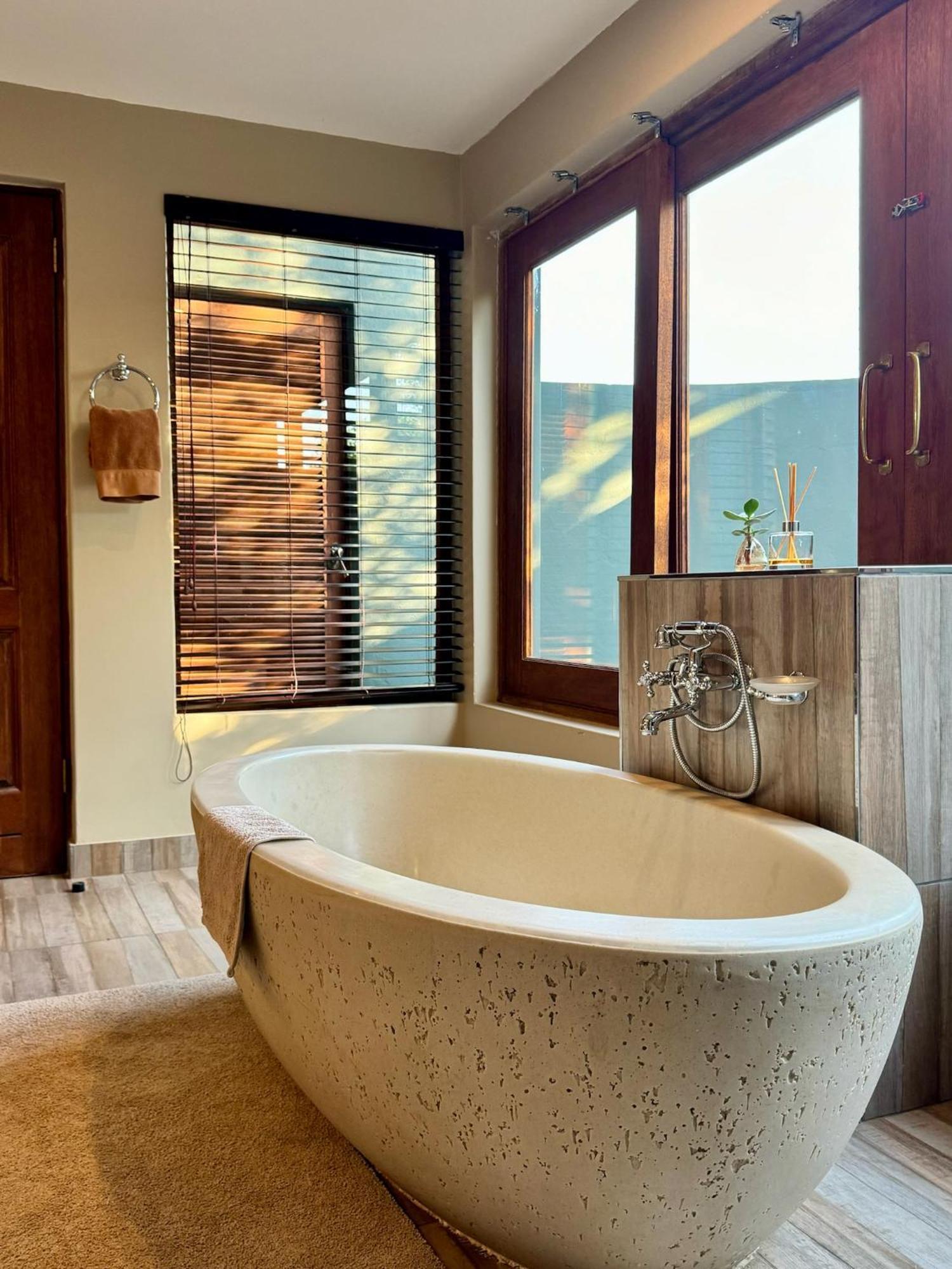 Pangolin Game Lodge - Self Catering, Incl 2 Game Drives Per Day Matlhagame Екстер'єр фото